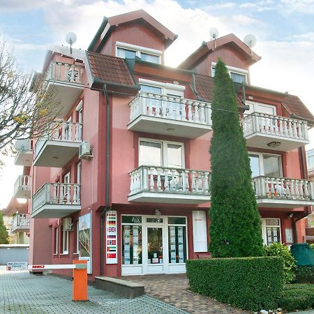 Golden Axe Appartement Hévíz Buitenkant foto